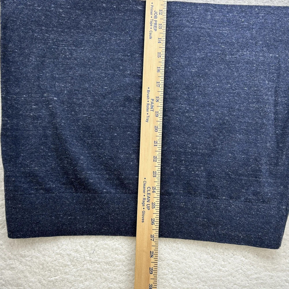 GAP sweater mens